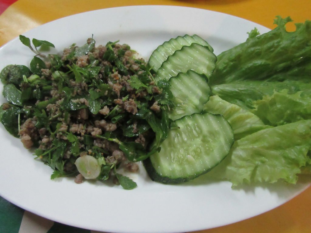 Laap plat Laos gastronomie