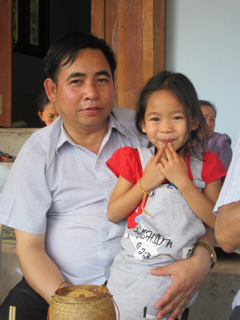 Rencontres sur la boucle de Thakhek au Laos