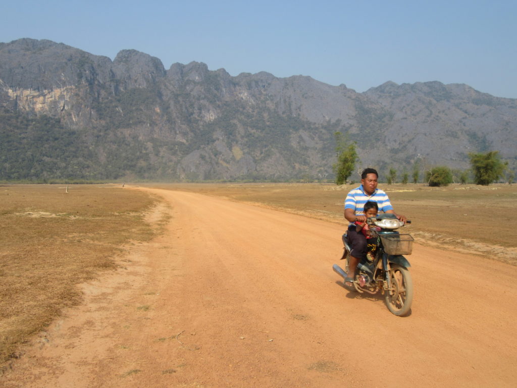 La boucle de Thakhek à moto au Laos paysages sauvages