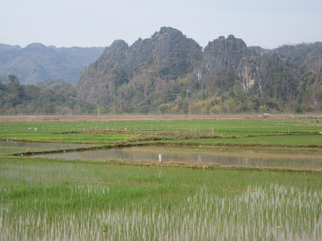 La boucle de Thakhek à moto au Laos paysages sauvages