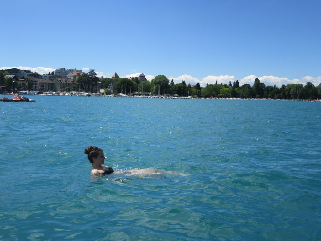 Baignade lac d'Annecy 